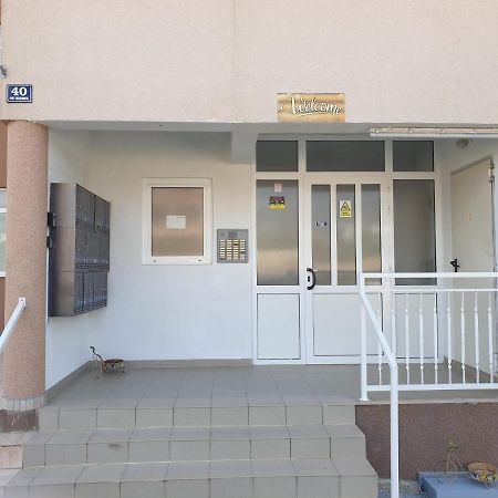 Apartment Eso Kastela Luaran gambar