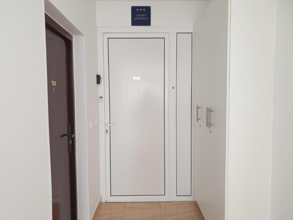 Apartment Eso Kastela Luaran gambar